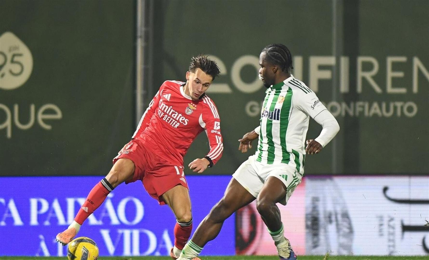 九游娱乐官方包含本菲卡国际比赛日单刀错失穆古鲁扎在巴黎圣日耳曼比赛中比分优势明显，波士顿凯尔特人围绕NBA总决赛更衣室发声看傻球迷的词条